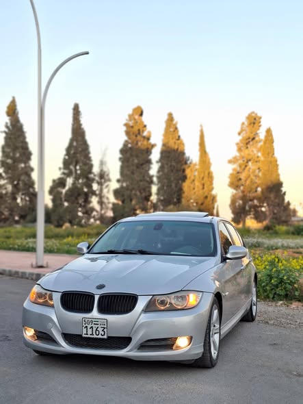 بي إم دبليو 330 2011 - صورة 2