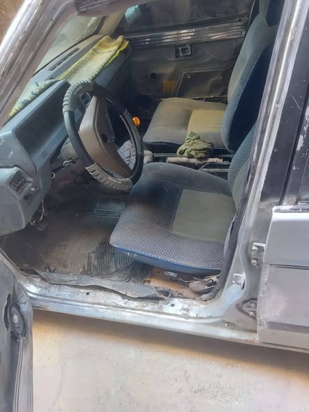 ميتسوبيشي لانسر 1983 - صورة 3