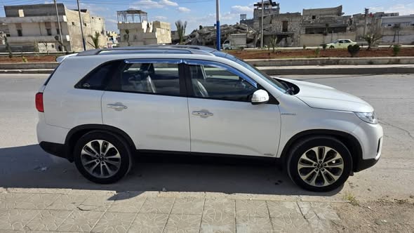 كيا سورينتو 2014 - صورة 2