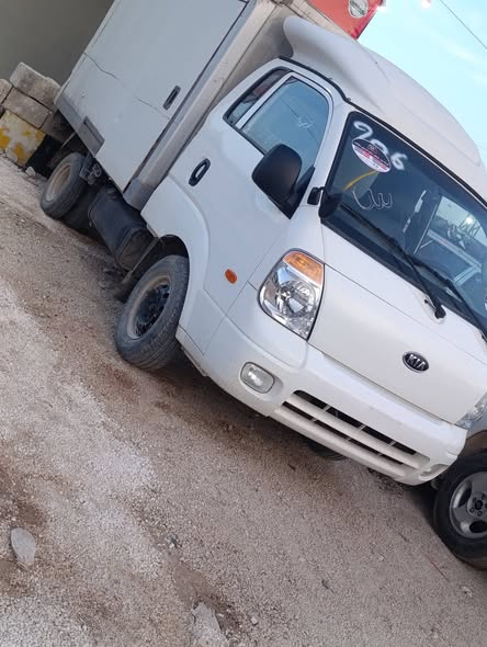 كيا بونغو 2012 - صورة 2