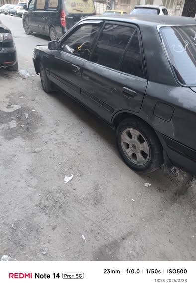 مازدا 323 1993 - صورة 4