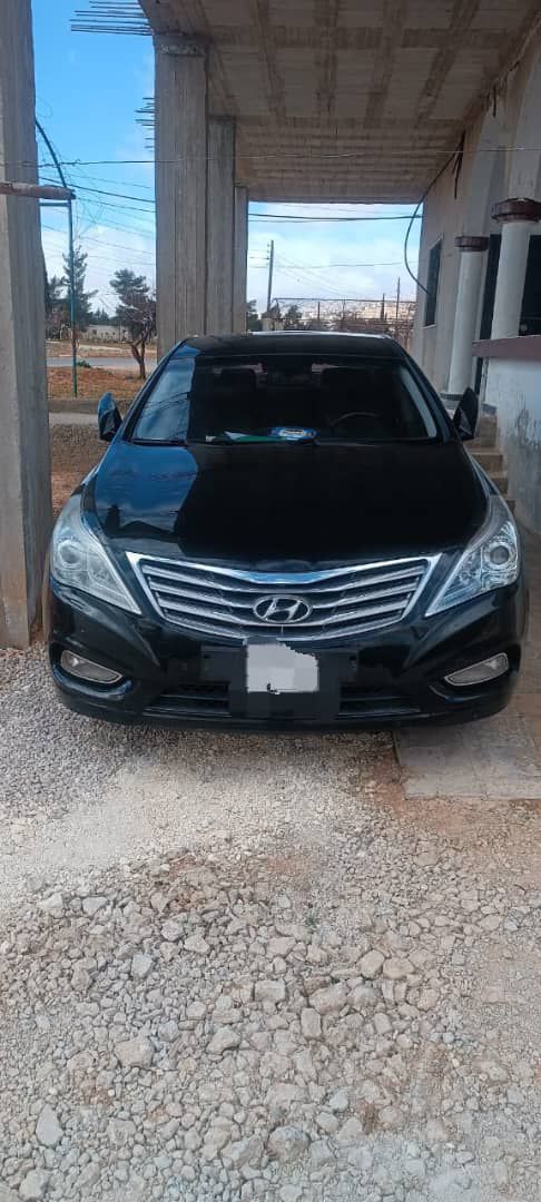 هيونداي أزيرا 2011