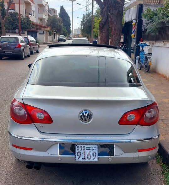 فوكس فاغن باسات CC 2011 - صورة 2