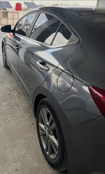 هيونداي افانتي 2017 - صورة 2