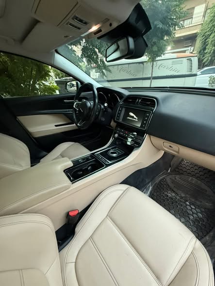 جاكوار XE 2018 - صورة 3