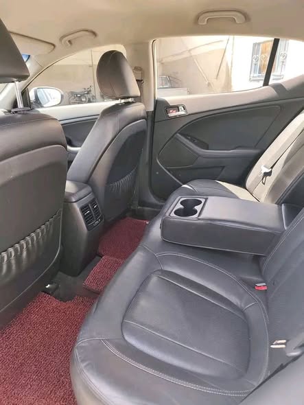 كيا أوبتيما 2011 - صورة 2