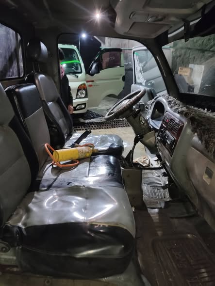 كيا بونغو 2002 - صورة 3