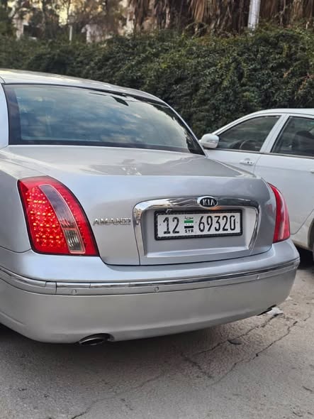 كيا امانتي 2008 - صورة 5