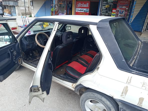 سكودا فورمان 1994 - صورة 2