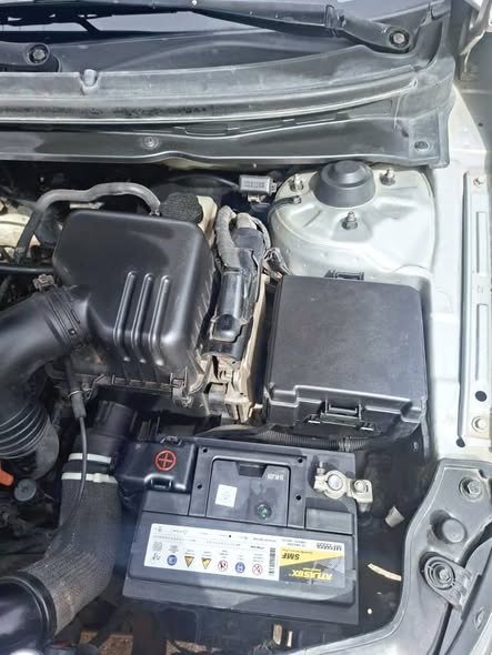 كيا فورتي 2011 - صورة 5