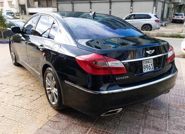 جينيسيز جينيسيز 2012 - صورة 2