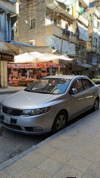 كيا فورتي 2011 - صورة 3