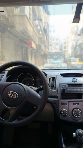 كيا فورتي 2011 - صورة 5