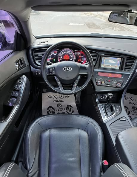 كيا أوبتيما 2011 - صورة 3