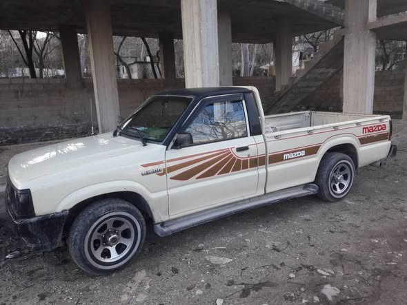 مازدا بيك اب 1993 - صورة 2