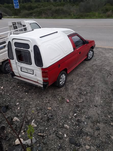 سكودا بيك اب 1994 - صورة 2