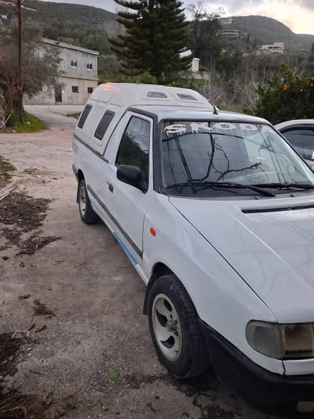 سكودا بيك أب 1996 - صورة 2