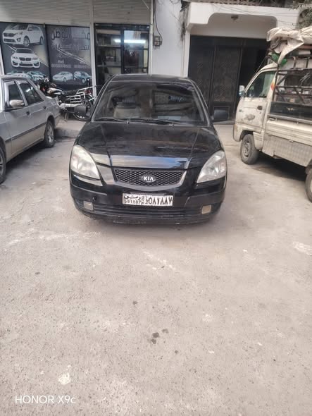 كيا ريو 2010 - صورة 1