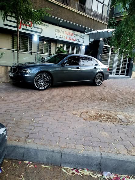 بي إم دبليو 730 2008 - صورة 3