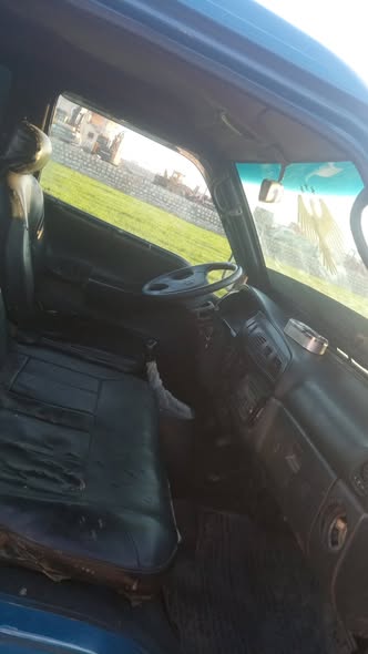 هونداي H-100 1998 - صورة 2