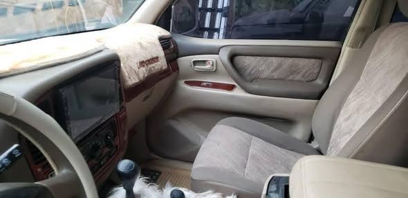 تويوتا لاند كروزر 2000 - صورة 4