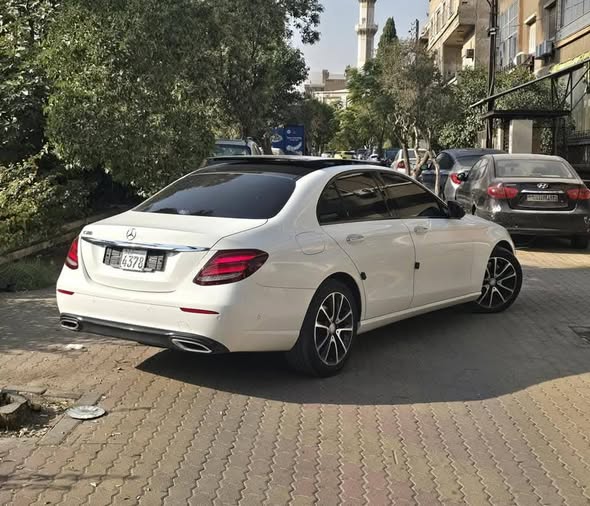 مرسيدس E300 2017 - صورة 3