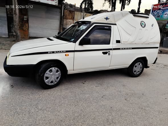 سكودا بيك أب 1995 - صورة 3