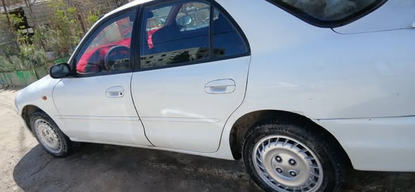 ميتسوبيشي لانسير 1993 - صورة 1