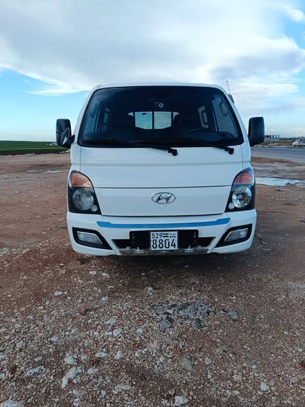 هيونداي بورتر 2012