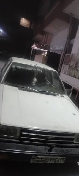 نيسان ساني 1983 - صورة 3