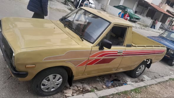 نيسان 1200 1993 - صورة 1