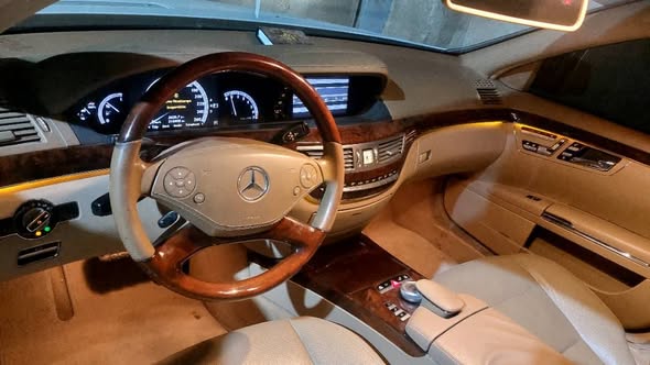 مرسيدس S550 2013 - صورة 2