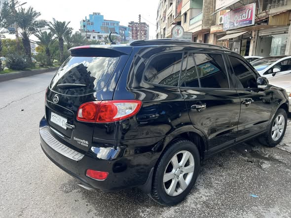 هيونداي سنتافي 2009 - صورة 4