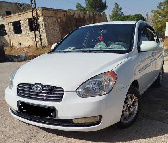 هيونداي فيرنا 2006 - صورة 4