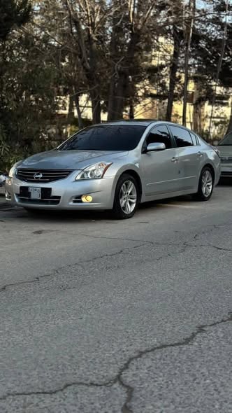 نيسان التيما 2010