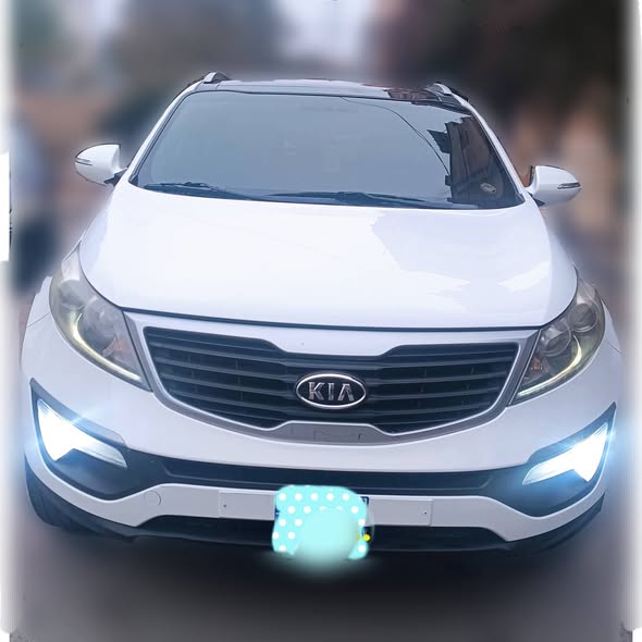 كيا سبورتاج 2012 - صورة 1