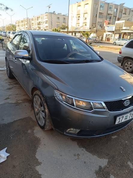 كيا سيراتو 2010 - صورة 5