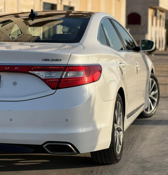 هيونداي أزيرا 2015 - صورة 5