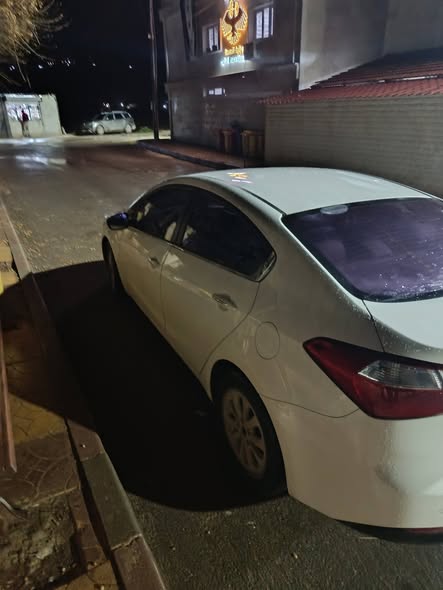 كيا كيه 3 2013 - صورة 3