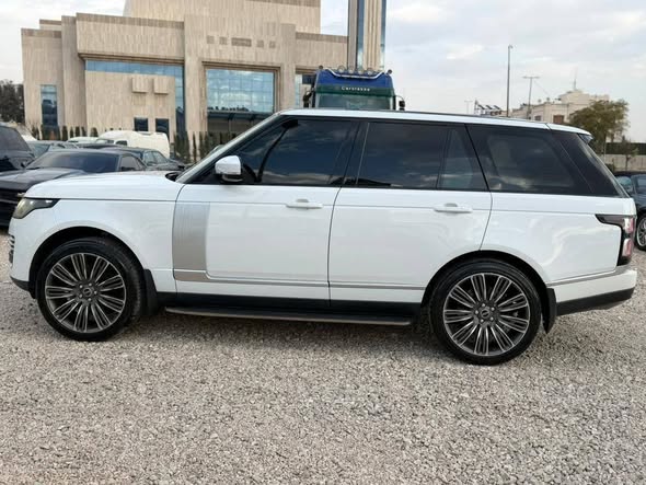 لاند روفر فوج 2013 - صورة 2