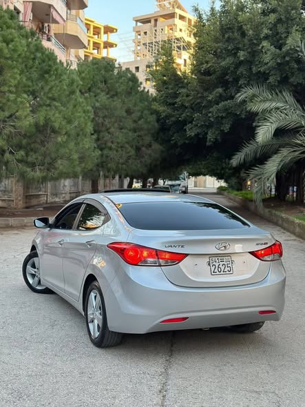 هيونداي النترا 2011