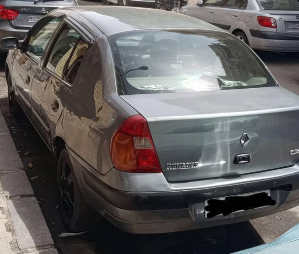 رينو كليو 2004 - صورة 1