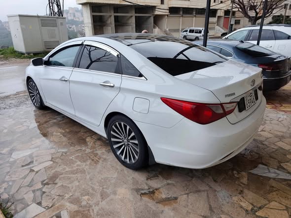 هيونداي سوناتا 2010 - صورة 3