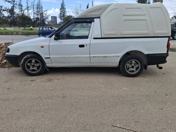 سكودا بيك أب 1996 - صورة 2