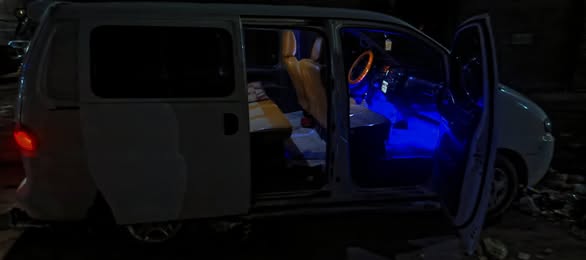 هيونداي ستاركس 2005