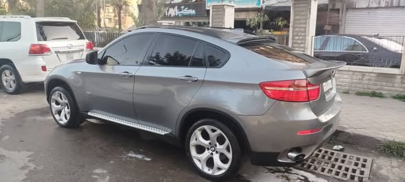 بي إم دبليو اكس 6 2010 - صورة 4