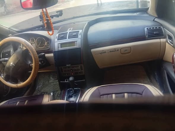 بيجو 407 2010 - صورة 4