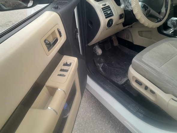 فورد فلكس 2013 - صورة 4