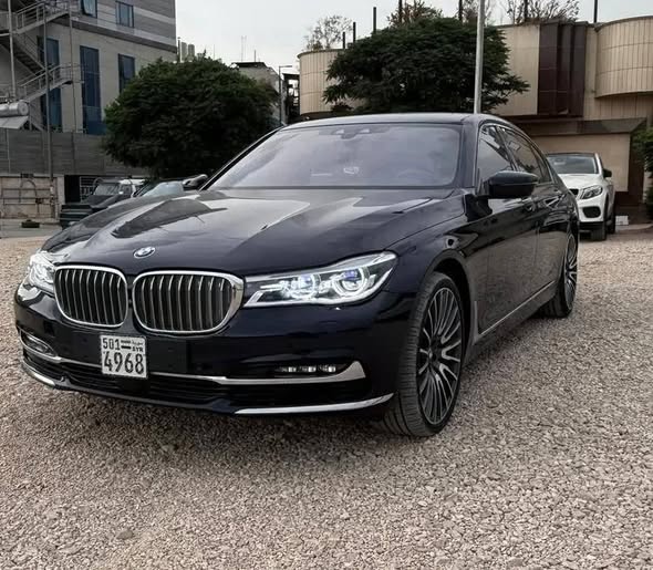 بي إم دبليو 750Li 2016 - صورة 3