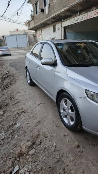 كيا فورتي 2009 - صورة 5